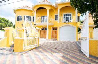 The Yellow Summer Villa and Resorts - 7