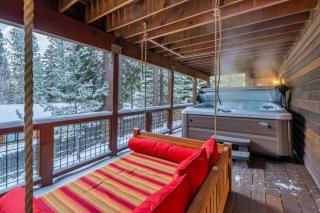 Upscale Incline Village Home with Hot Tub & Sauna - 8