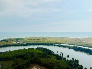 Imperio Residence with Private Bathtub by Lets Stay - 7