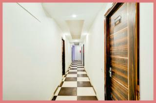 Hotel Suryodaya The Bluemoon Resort Lake View Bhimtal # Luxury Cottage with Open Space - Wifi - Room Service - Parking Available Best Hotel - 2