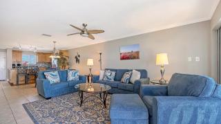 Crescent Royale Condominiums 6D - 3