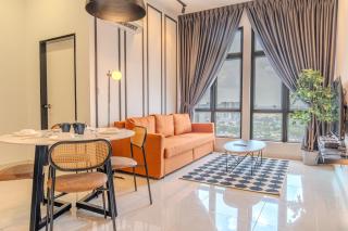 Space Residency Premium Suite Near KSL Mall by Nest Home - 2