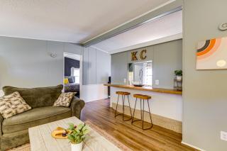 6 Mi to State Harbor! Stylish Port Austin Home - 4