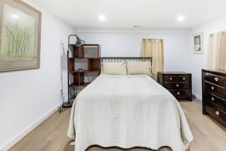 Fresh 2BR Duplex • Pets Welcome - 5