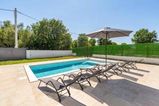 Villa Azurno by Villa Plus - Juršići - 4