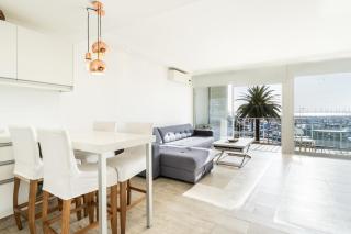 Charming apartment with beautiful view of the port - 9