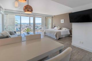 Charming apartment with beautiful view of the port - 6