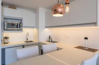 Charming apartment with beautiful view of the port - 4