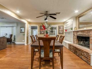 3 BR home with a Gameroom close to campus - 1