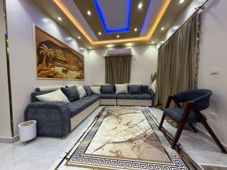 Ozoris Pyramids View Inn - 0