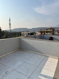 Doon Winterline Mountain & Winterline View Rooftop Apartment - 6