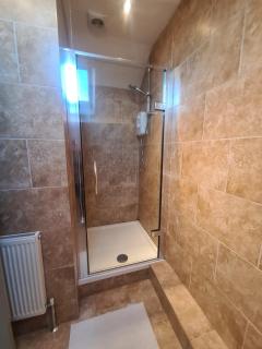 Athol Apartments - 6