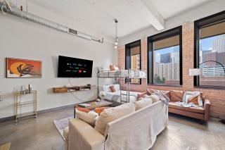 Prime Downtown Dallas | Pool + Theater + Game Room - 9