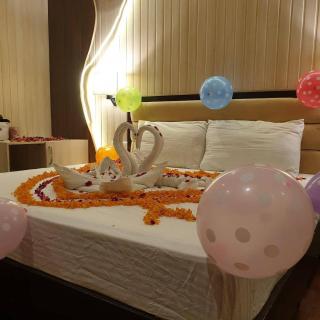 Neo Royal Residency - The Cozy Stay Lodge Manali - 9