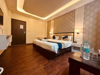 Neo Royal Residency - The Cozy Stay Lodge Manali - 6