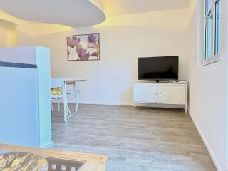 Ferienwohnung Metta - hochwertig sanierter Altbau mit Terrasse auf der Insel - Äschach - 1