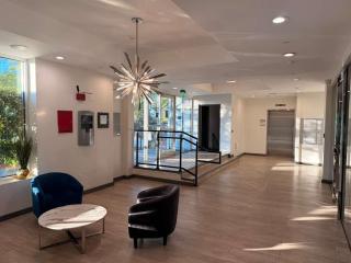 Tranquil Getaway With Pool & Balcony - 7