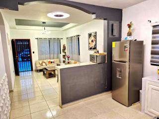 Apartamento familiar Costas del Sol-Wifi-Parqueo-San Pedro Sula - 2