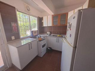 Apartamento zona Punta Shopping, entrada independiente - 9