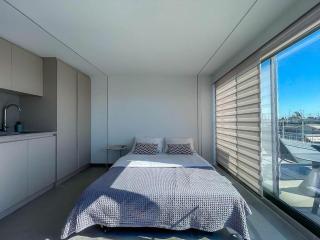 Luxury Studio 360 View - 7