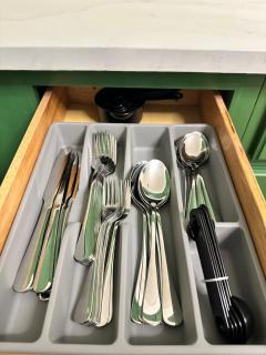 The JewelBox - Updated 3 Bed Townhouse - 9