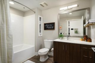 The Belladonna at Main Place - 7