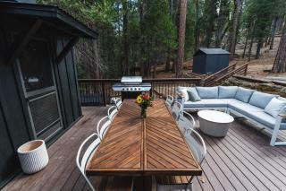 Rare Stay Inside Yosemite NP w Hot Tub, AC, WiFi - 6