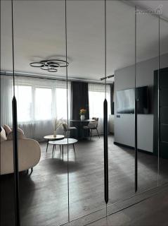 Brand-New Luxury Studio, Stylish & Modern - 3