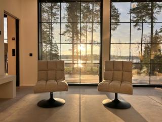 New Luxury Villa by the Sea with Panoramic Views - 8