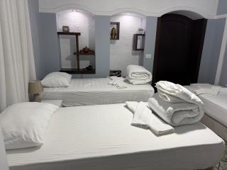 Villa Ctt - Tirana - 2