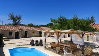 Juniper Stone Cottage by Villas Guide -  - 3