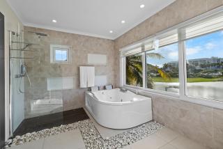 Bakval High Rise Retreat - 6