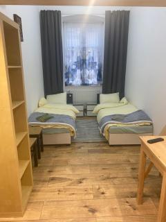 Pokoj z antresolą - Wrocław - 9