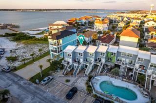 Navarre Beach 3 Min Walk to Beach Pool - 7