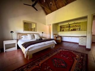 Secluded Fynbos Retreat - 9