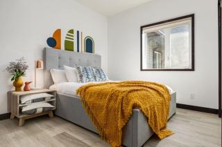 Splendid Mountain View 2BR Condo with Pool and Hot Tub - 6