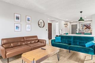 2BR Bow Valley Retreat with BBQ Near Parks and Banff - Canmore - 8