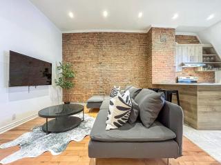 Modern 2BR Haven - Prime Location - 5