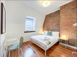 Modern 2BR Haven - Prime Location - 8