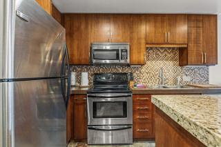 Relaxing 1BR Getaway Hot tub plus Amazing Mtn Views - 2