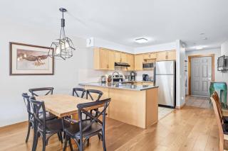 Peaceful 2BR Retreat with MTN Views Close to Banff - Canmore - 2