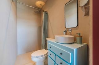 Bright Loft Studio - 6 min Walk to Palm Beach - 8