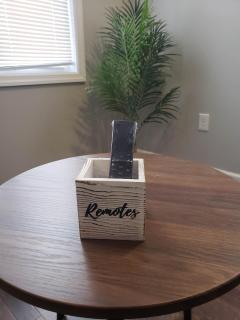 Attractive and Cozy Apartment - 4 bdrms 2 bths - 7