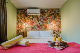 Private Retreat King Bed Near Palm Beach - 9