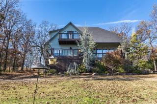 Emerald Point, Lakefront with Gorgeous Views - 4