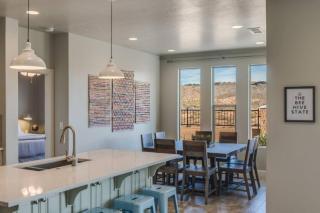 The Gather House with Shared Pool and Hot tub - 6