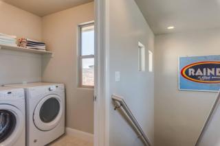 The Gather House with Shared Pool and Hot tub - 2