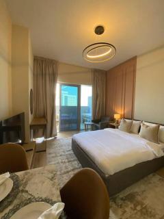 Furnished studio apartment next to metro - 0