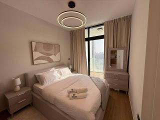 Spacious 1br Apt with balcony - Al Maryah Vista - 9