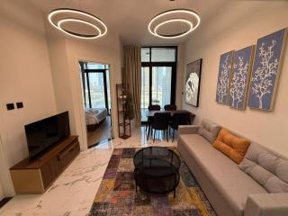 Peaceful Stay in the Heart of Abu Dhabi - 0